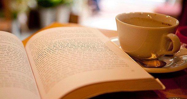 café y libro